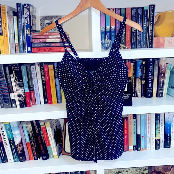 Miraclesuit tankini top - Picture 1 of 8